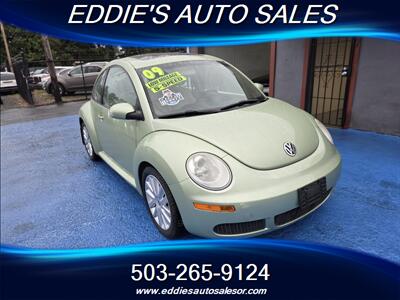 2009 Volkswagen New Beetle 5 SPEEDS ONE OWNER - Photo 3 - Gresham, OR 97080