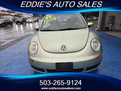 2009 Volkswagen New Beetle 5 SPEEDS ONE OWNER - Photo 8 - Gresham, OR 97080
