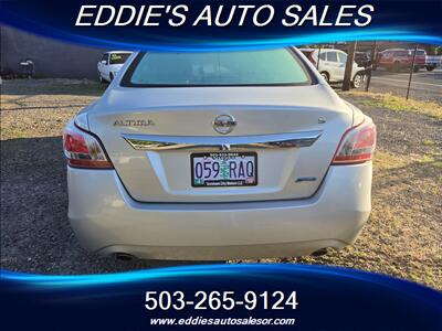 2013 Nissan Altima 2.5 SUPER CLEAN GREAT CAR .. - Photo 9 - Gresham, OR 97080