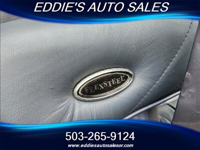 1996 Chevrolet Chevy Van Classic G30   - Photo 7 - Gresham, OR 97080