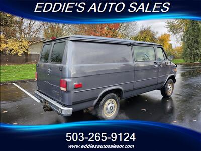 1996 Chevrolet Chevy Van Classic G30   - Photo 3 - Gresham, OR 97080