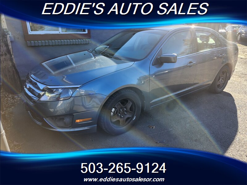 2011 Ford Fusion SE   - Photo 1 - Gresham, OR 97080