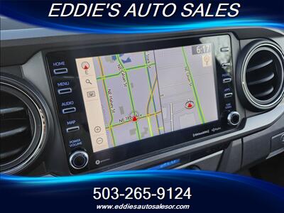 2021 Toyota Tacoma TRD Off-Road (( CLEAN TITLE LIKE NEW ))   - Photo 11 - Gresham, OR 97080