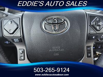 2021 Toyota Tacoma TRD Off-Road (( CLEAN TITLE LIKE NEW ))   - Photo 18 - Gresham, OR 97080