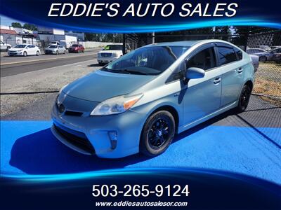 2013 Toyota Prius Three   - Photo 1 - Gresham, OR 97080