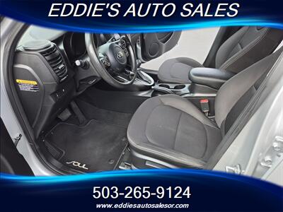 2019 Kia Soul ONE OWNER   - Photo 18 - Gresham, OR 97080