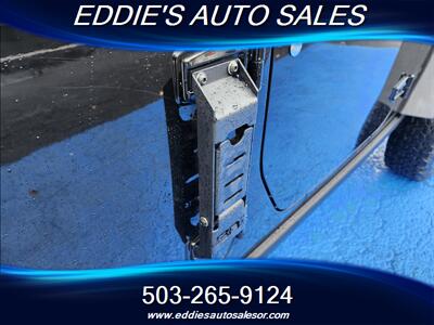 2016 Jeep Wrangler Unlimited Willys Wheeler W   - Photo 9 - Gresham, OR 97080