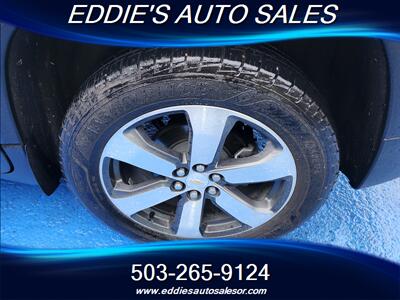 2019 Chevrolet Traverse LT Leather   - Photo 10 - Gresham, OR 97080