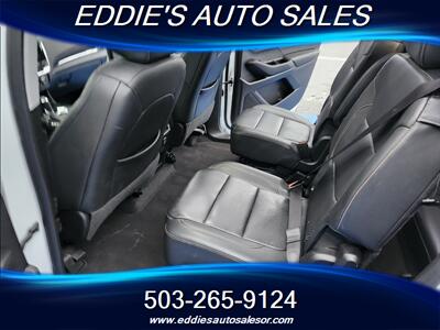 2019 Chevrolet Traverse LT Leather   - Photo 15 - Gresham, OR 97080