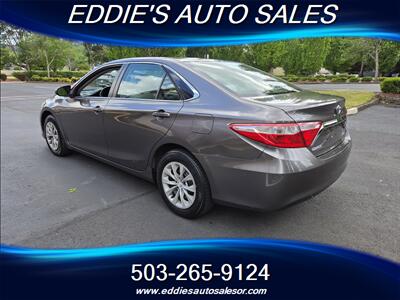 2015 Toyota Camry LE ((ONE OWNER ))   - Photo 6 - Gresham, OR 97080