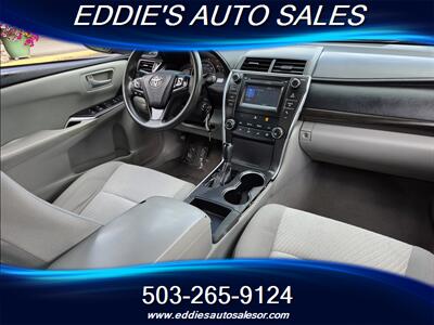 2015 Toyota Camry LE ((ONE OWNER ))   - Photo 9 - Gresham, OR 97080
