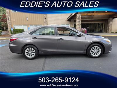 2015 Toyota Camry LE ((ONE OWNER )) Sedan