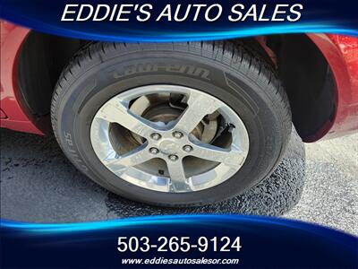 2012 Chevrolet Captiva Sport LTZ   - Photo 8 - Gresham, OR 97080