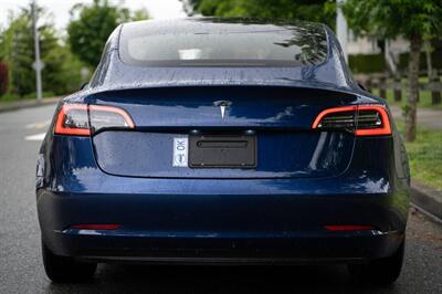 2021 Tesla Model 3 Standard Range Plus RWD   - Photo 4 - Surrey, BC V4N 0V9