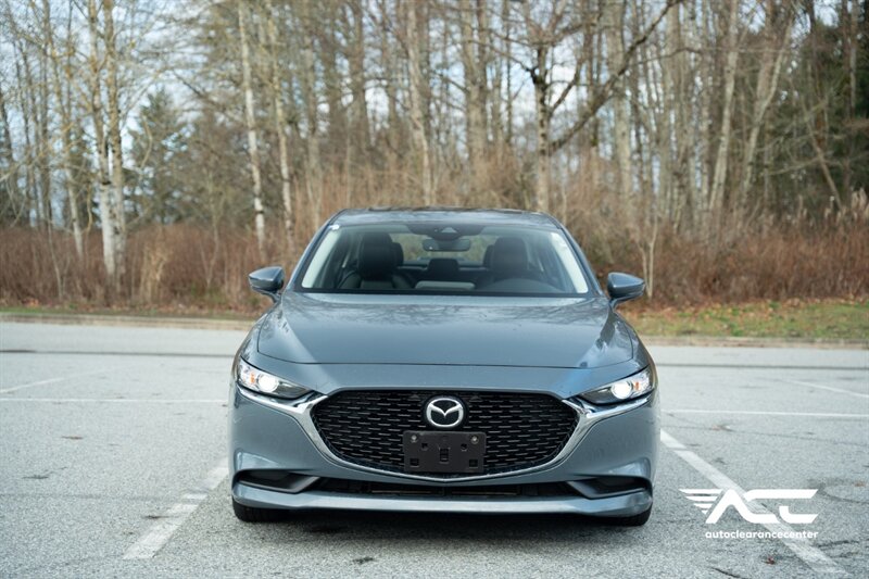 2022 Mazda Mazda3 Sedan Preferred   - Photo 1 - Surrey, BC V4N 0V9