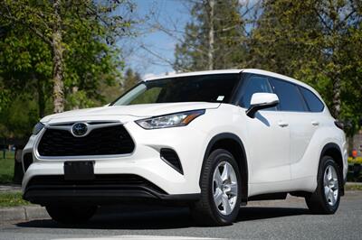 2020 Toyota Highlander LE  
