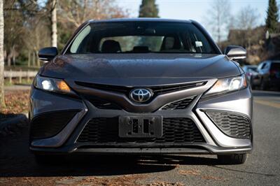 2022 Toyota Camry SE   - Photo 1 - Surrey, BC V4N 0V9