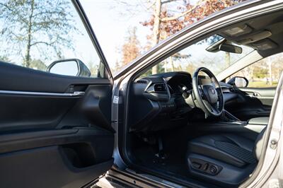 2022 Toyota Camry SE   - Photo 7 - Surrey, BC V4N 0V9