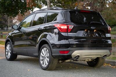 2019 Ford Escape SEL   - Photo 2 - Surrey, BC V4N 0V9