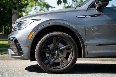 2023 Volkswagen Tiguan SE R-Line Black   - Photo 6 - Surrey, BC V4N 0V9