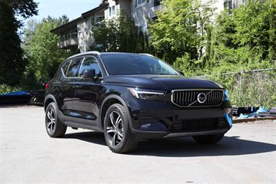 2025 Volvo XC40 B5 Core Bright Theme SUV