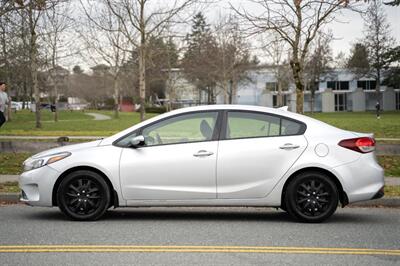 2018 Kia Forte LX Auto   - Photo 5 - Surrey, BC V4N 0V9