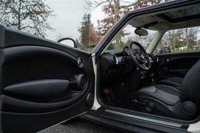 2012 MINI Cooper Hardtop 2dr Cpe   - Photo 8 - Surrey, BC V4N 0V9