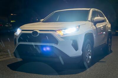 2023 Toyota RAV4 LE   - Photo 2 - Surrey, BC V4N 0V9