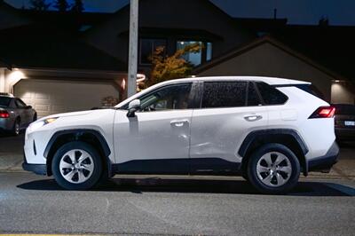 2023 Toyota RAV4 LE   - Photo 3 - Surrey, BC V4N 0V9