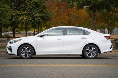 2021 Kia Forte EX IVT   - Photo 3 - Surrey, BC V4N 0V9