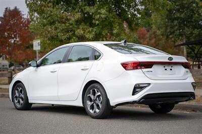 2021 Kia Forte EX IVT   - Photo 2 - Surrey, BC V4N 0V9