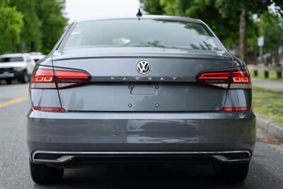 2020 Volkswagen Passat Highline Auto   - Photo 4 - Surrey, BC V4N 0V9