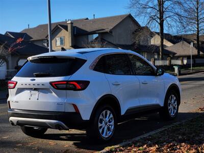 2023 Ford Escape Active   - Photo 2 - Surrey, BC V4N 0V9