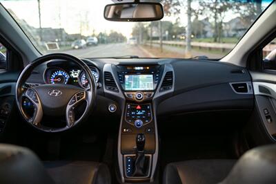 2015 Hyundai ELANTRA Limited   - Photo 8 - Surrey, BC V4N 0V9