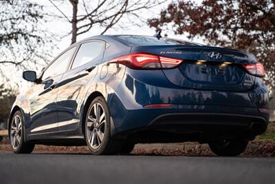 2015 Hyundai ELANTRA Limited   - Photo 2 - Surrey, BC V4N 0V9