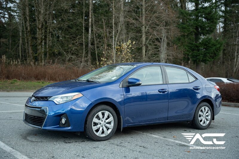 2016 Toyota Corolla L   - Photo 1 - Surrey, BC V4N 0V9