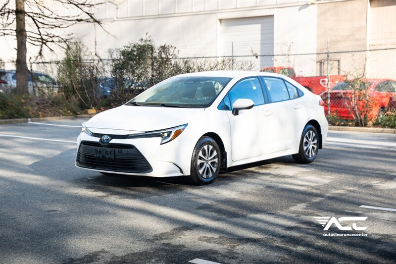2024 Toyota Corolla Hybrid LE  