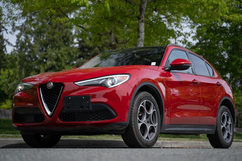 2018 Alfa Romeo Stelvio Sport  