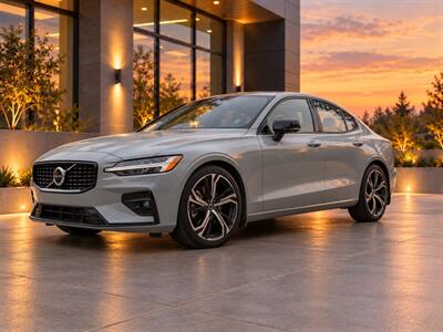 2024 Volvo S60 B5 Ultimate Dark Theme Sedan