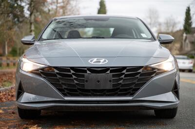 2022 Hyundai ELANTRA SEL   - Photo 2 - Surrey, BC V4N 0V9