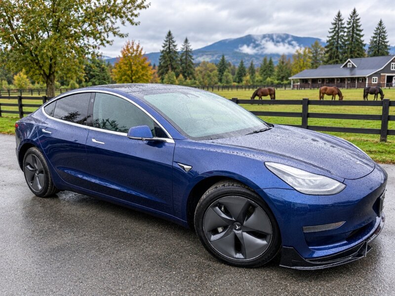 2020 Tesla Model 3 Standard Range Plus   - Photo 1 - Surrey, BC V4N 0V9