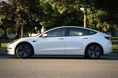 2021 Tesla Model 3 Standard Range Plus   - Photo 3 - Surrey, BC V4N 0V9