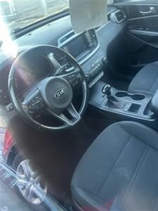 2018 Kia Sorento LX   - Photo 2 - Woonsocket, RI 02895