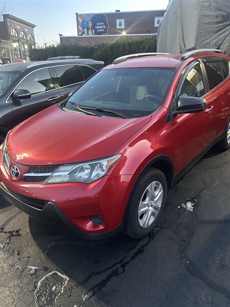 2014 Toyota RAV4 LE  