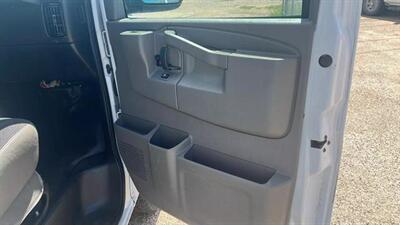 2019 Chevrolet Express 2500 Cargo Van 3D   - Photo 17 - Waco, TX 76706