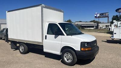 2016 Chevrolet Express Commercial Cutaway Cutaway Van 2D   - Photo 5 - Waco, TX 76706