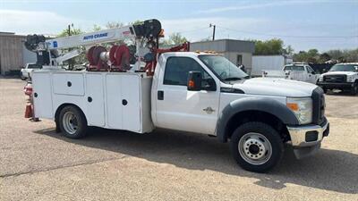 2013 Ford F550 Super Duty Regular Cab & Chassis 165  W.B. 2D   - Photo 5 - Waco, TX 76706