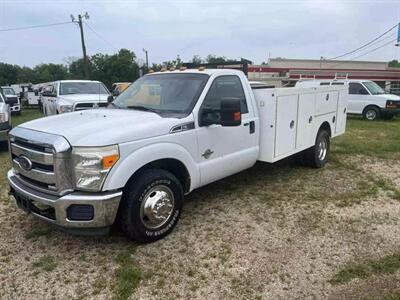 2013 Ford F350 Super Duty Regular Cab & Chassis XL Cab & Chassis 2D  