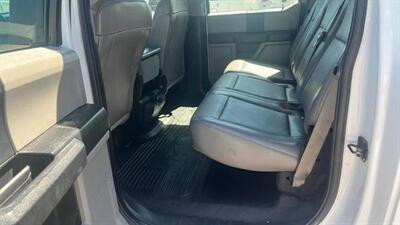 2017 Ford F550 Super Duty Crew Cab & Chassis XL 179  W.B. 4D   - Photo 13 - Waco, TX 76706