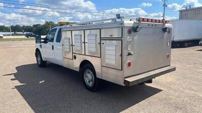 2010 Ford F250 Super Duty Super Cab XL Pickup 4D 8 ft   - Photo 2 - Waco, TX 76706